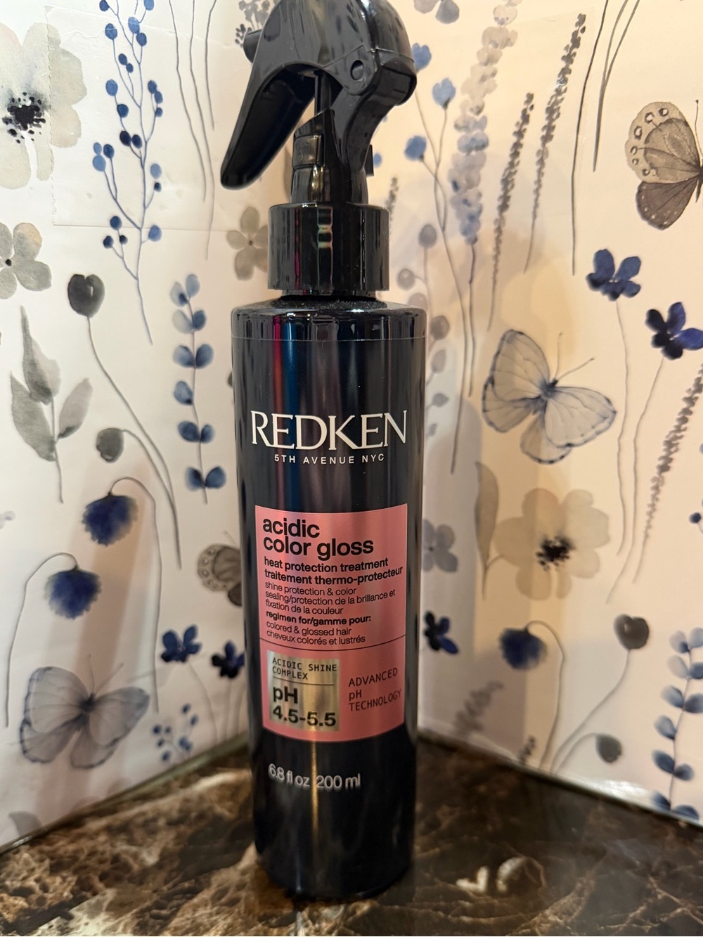 REDKEN Acidic Color Gloss Heat Protection Treatment Spray 6.8oz